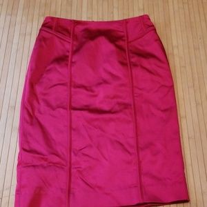 Sateen pencil skirt